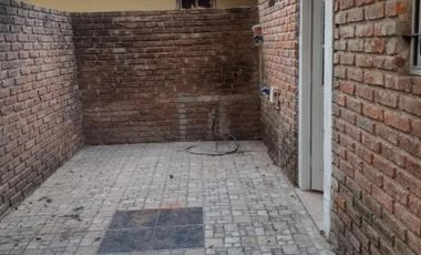 PH en venta - 1 Dormitorio 1 Baño - Cochera - Monte Grande
