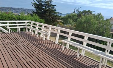 LINDA CASA EN GUANAQUEROS CON VISTA AL MAR