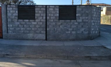 VENTA DE SITIO CON MURO DE HORMIGON ESQUINA