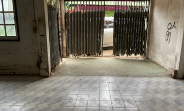 2-story detached house, location near the community. Can travel in and out easily using Sakae Ngam Road as the main road.
