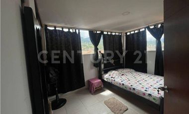 VENDO COMODO APARTAMENTO EN CALDAS