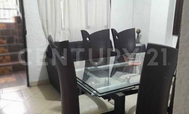 .VENTA DE CASA-LOTE  EN BARRIO GUAYABAL MEDELLIN