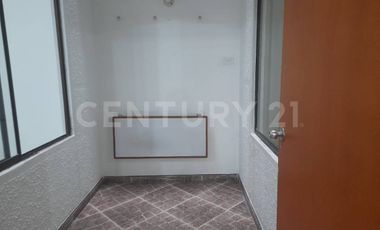 Apartamento en venta, amplio y segundo piso sector Restrepo Naranjo Sabaneta