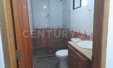 Apartamento en venta, amplio y segundo piso sector Restrepo Naranjo Sabaneta