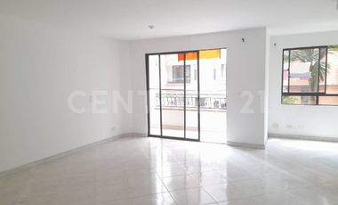 Apartamento en venta, amplio y segundo piso sector Restrepo Naranjo Sabaneta