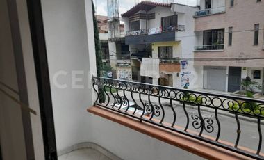 Apartamento en venta, amplio y segundo piso sector Restrepo Naranjo Sabaneta