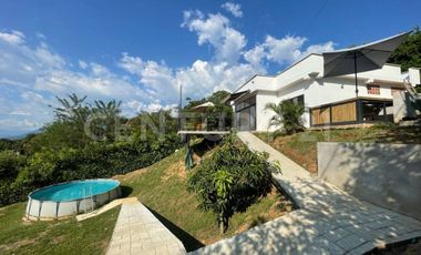 Venta Casa Finca de recreo cerca al parque principal