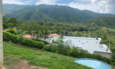 Venta Casa Finca de recreo cerca al parque principal