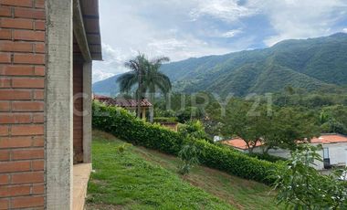 Venta Casa Finca de recreo cerca al parque principal