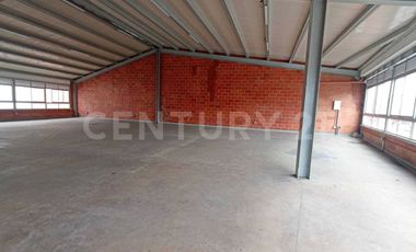 SE ARRIENDA LOCAL COMERCIAL O BODEGA  EN SAN JUAN MEDELLIN