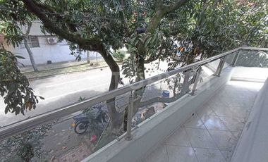 Se renta casa en la América