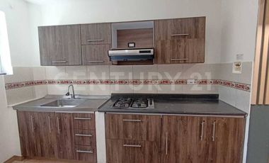 Se renta casa en la América