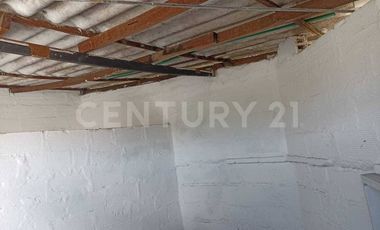 Se renta casa en la América