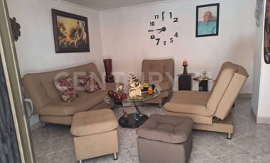 VENDO CASA UNIFAMILIAR EN GUAYABAL