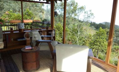 VENDO ESPECTACULAR CASA FINCA ENVIGADO