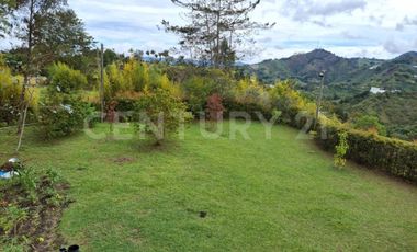 VENDO EXPECTACULAR  FINCA DE RECREO EN VEREDAD EL POZO MARINILLA