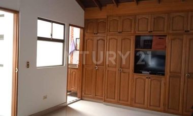 VENDO APARTAMENTO EN SABANETA, SECTOR ENTREAMIGOS