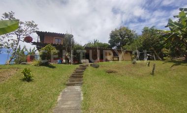 VENDO CASAFINCA EN VEREDA LAS LAJAS RIONEGRO