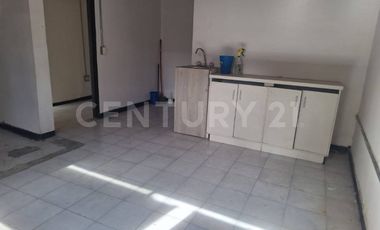 RENTO CASA PARA BODEGA