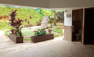 VENDE CONFORTABLE Y AMPLIO APARTAMENTO EN SABANETA