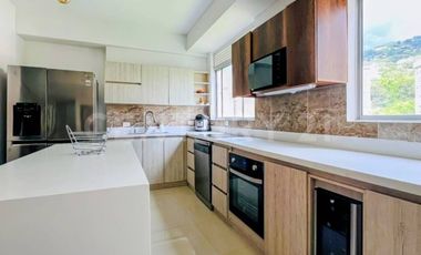 VENTA DE PENTHOUSE EN ZONA EXCLUSIVA DE ENVIGADO