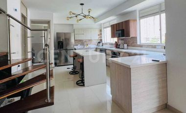 VENTA DE PENTHOUSE EN ZONA EXCLUSIVA DE ENVIGADO