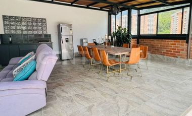 VENTA DE PENTHOUSE EN ZONA EXCLUSIVA DE ENVIGADO