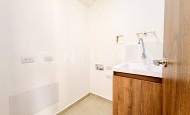 SE RENTA HERMOSO APARTAMENTO NUEVO EN SABANETA