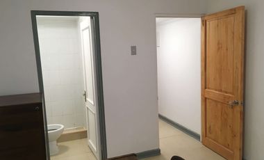 Oficina de 16 m2, 1 privado 1 baño, excelente ubicación