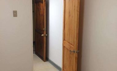 Oficina de 16 m2, 1 privado 1 baño, excelente ubicación