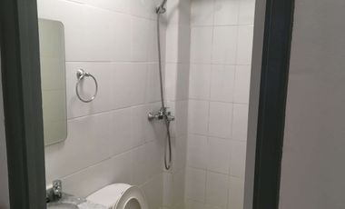 Oficina de 16 m2, 1 privado 1 baño, excelente ubicación