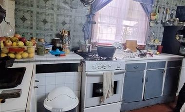 Casa en Venta en Calle Las Quintas, Los Angeles