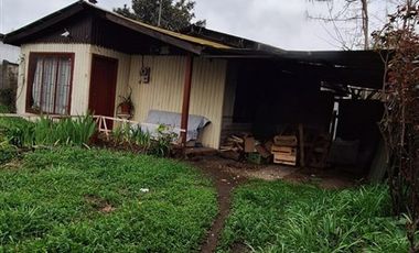 Casa en Venta en Calle Las Quintas, Los Angeles