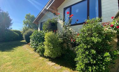Linda Casa espaciosa en Isla Teja