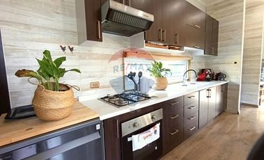 Encantadora casa en exclusivo condominio