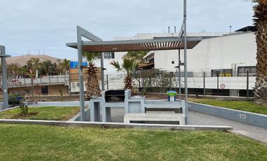 ¡Moderno Dept. en Arica frente al mar y casino!