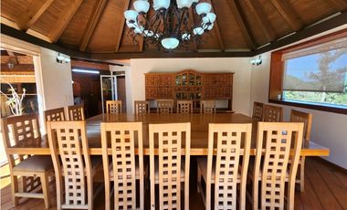 CASA EN VENTA, CLUB DE GOLF, AVNDARO.