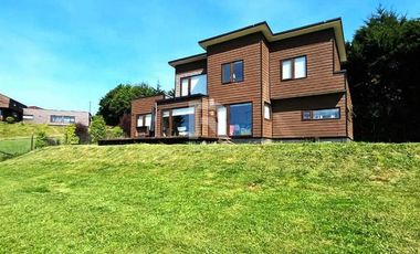 CASA EN ARRIENDO EN CONDOMINIO SECTOR MOLINO VIEJO