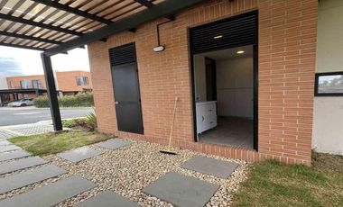 Casa remodelada a estrenar en Oikos Santa Clara - Acacia