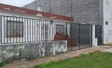 CASA EN VENTA BRASIL 500 ROSARIO