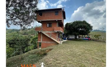 Finca en Venta – Yolombó, Antioquia