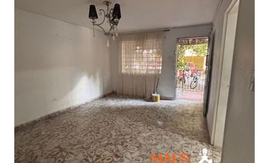 CASA EN VENTA – ITAGÜ, ANTIOQUIA, BARRIO SANTA MARA