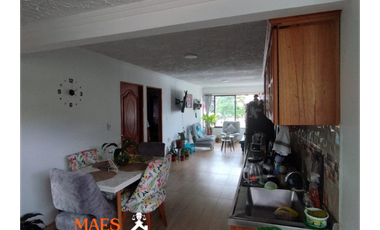 Venta de propiedad con 3 viviendas independientes - Cisneros