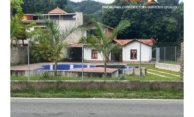 ¡Casa campestre en venta, Cisneros, Antioquia!
