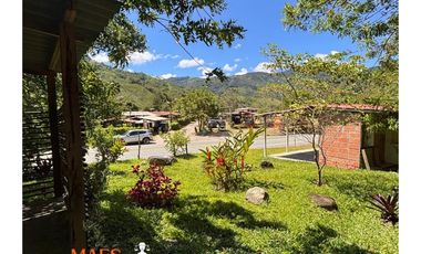 Casa campestre en venta, Cisneros, Antioquia