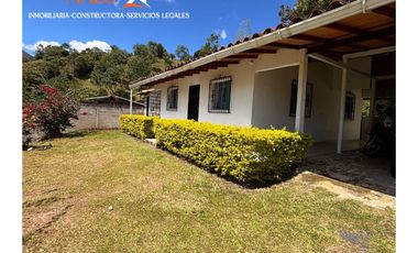 Casa campestre en venta, Cisneros, Antioquia
