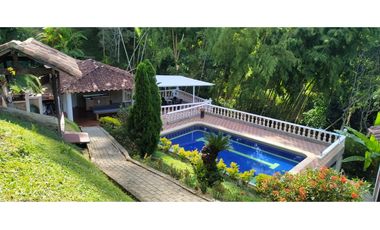 CASA FINCA EN EL HATILLO, BARBOSA  ANTIOQUIA