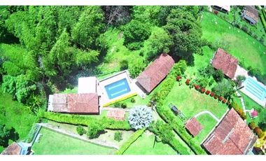 CASA FINCA EN EL HATILLO, BARBOSA  ANTIOQUIA