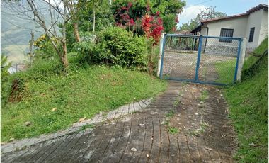 CASA FINCA VIA SANTO DOMINGO