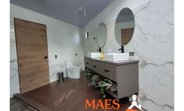 CASA CAMPESTRE EN VENTA DE 3.333 M² – MARINILLA, VEREDA LAS MERCEDES